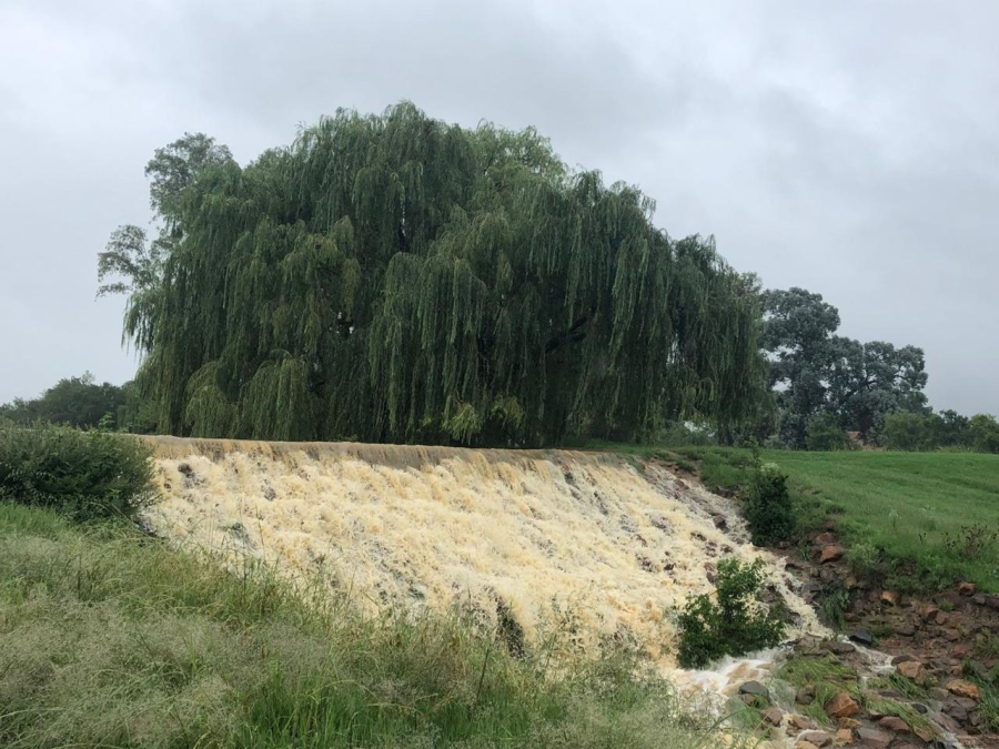 6 Bedroom Property for Sale in Remhoogte AH North West